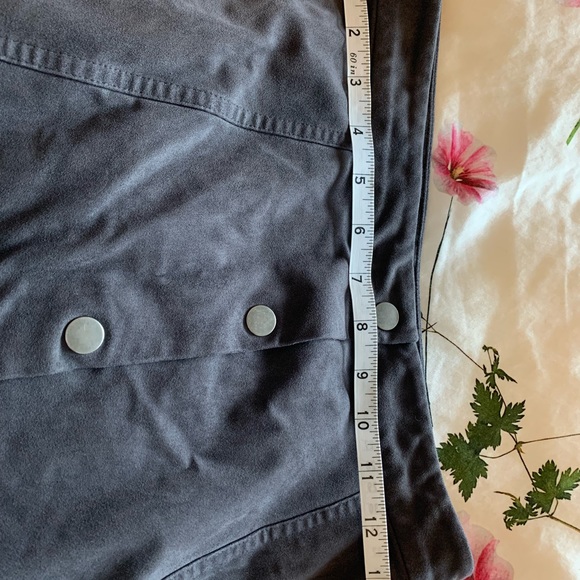 Aritzia Grey Skirt - Picture 6 of 6